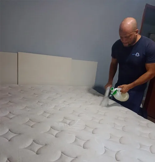 Limpeza de estofados em Bertioga